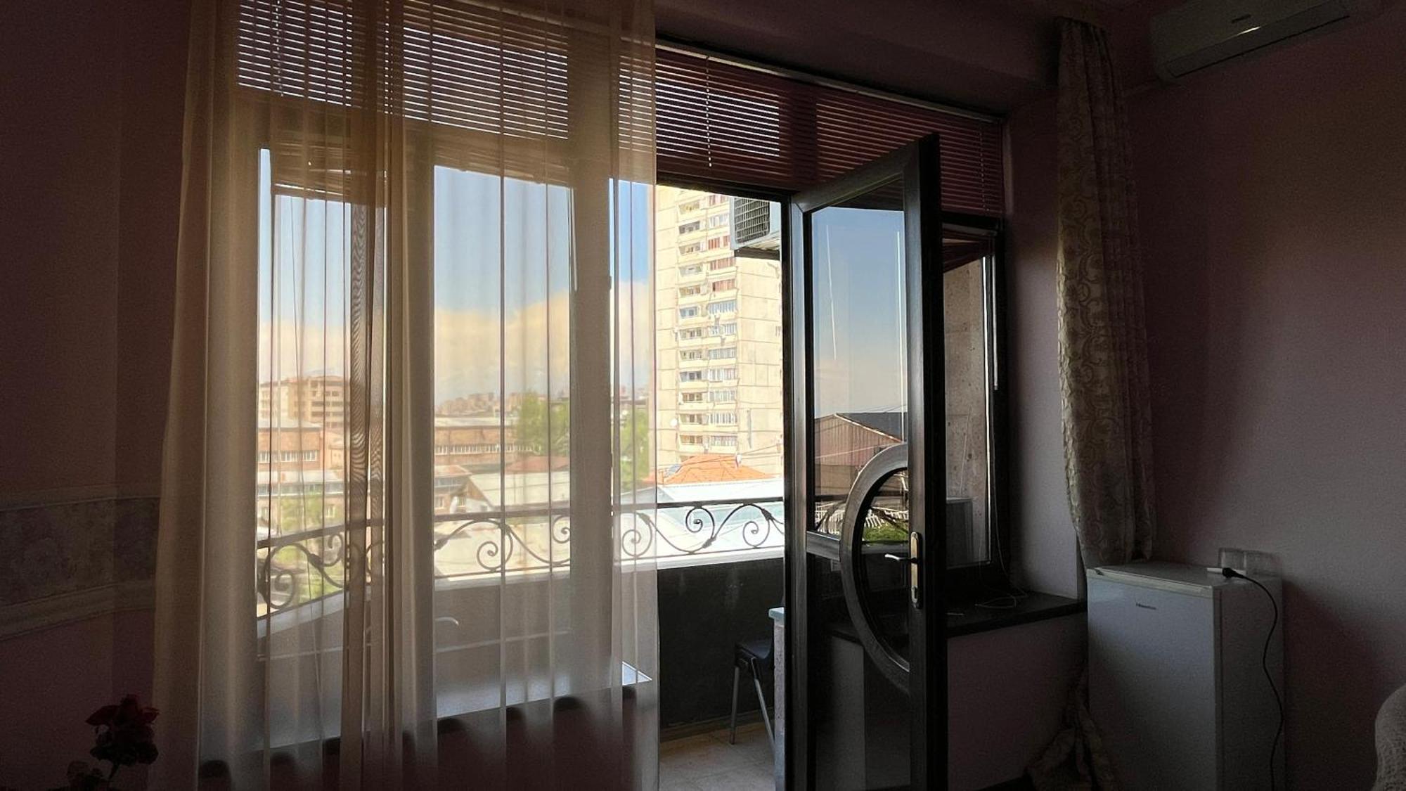 Ivy Boutique Hotel Yerevan Exterior foto