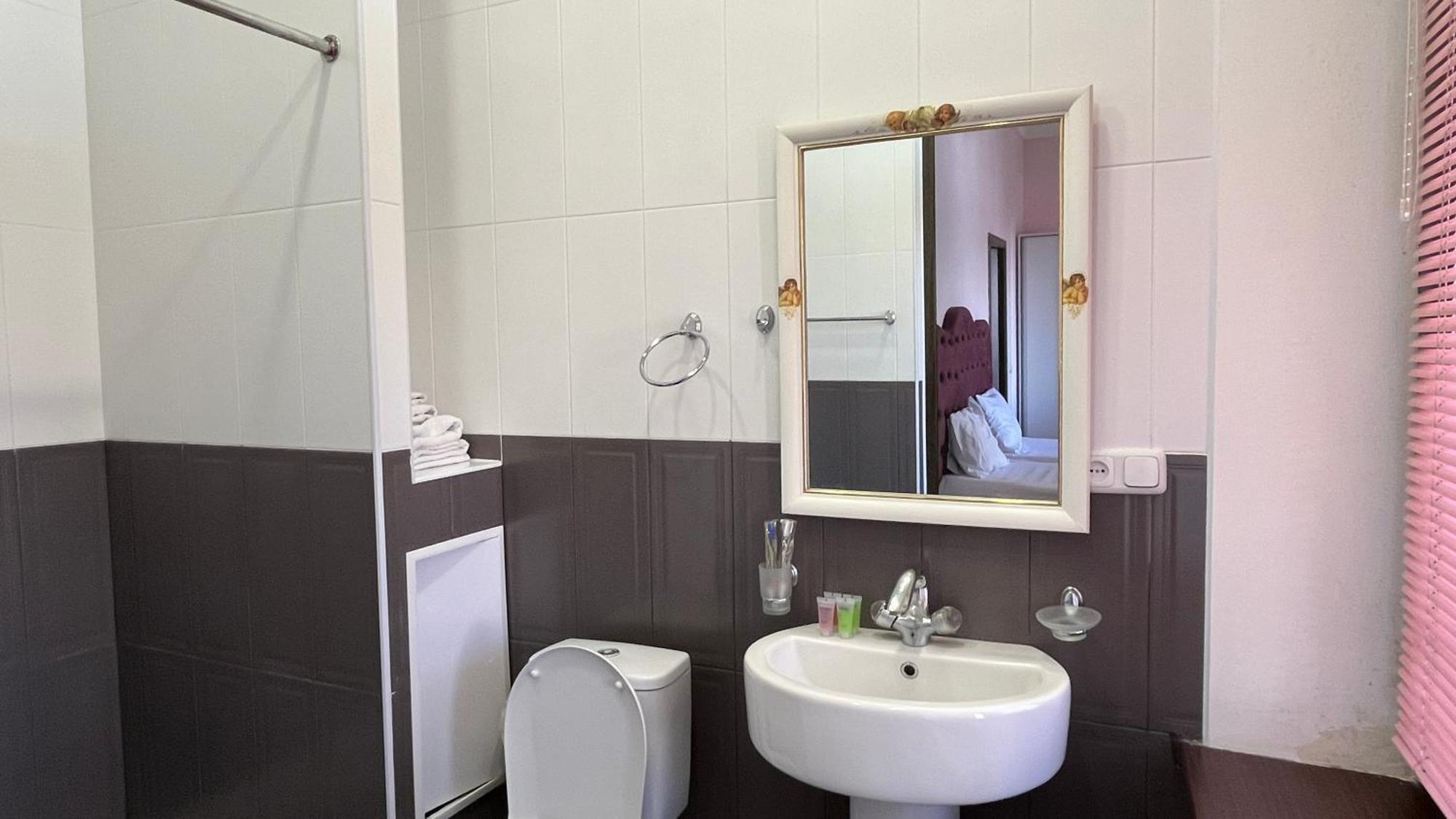 Ivy Boutique Hotel Yerevan Quarto foto